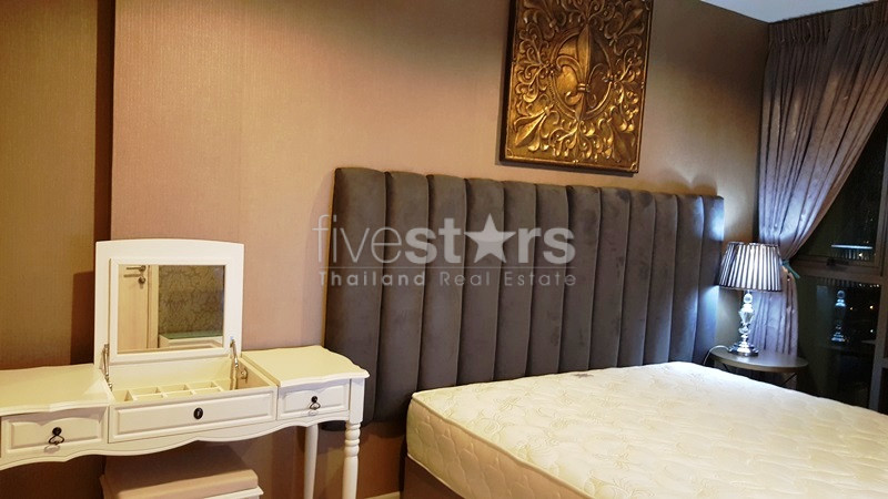 Corner unit 1 bedroom condo for rent near BTS Ekamai, photo 6