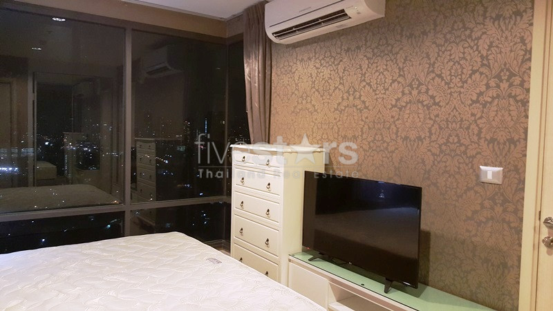 Corner unit 1 bedroom condo for rent near BTS Ekamai, photo 8