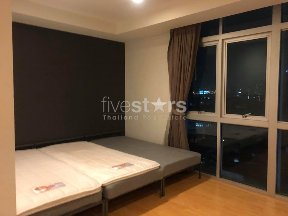 Condo 3 chambres à louer proche du BTS Ekamai, photo 10