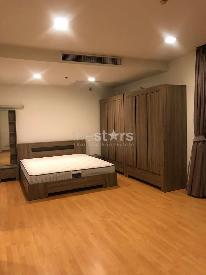 Condo 3 chambres à louer proche du BTS Ekamai, photo 14