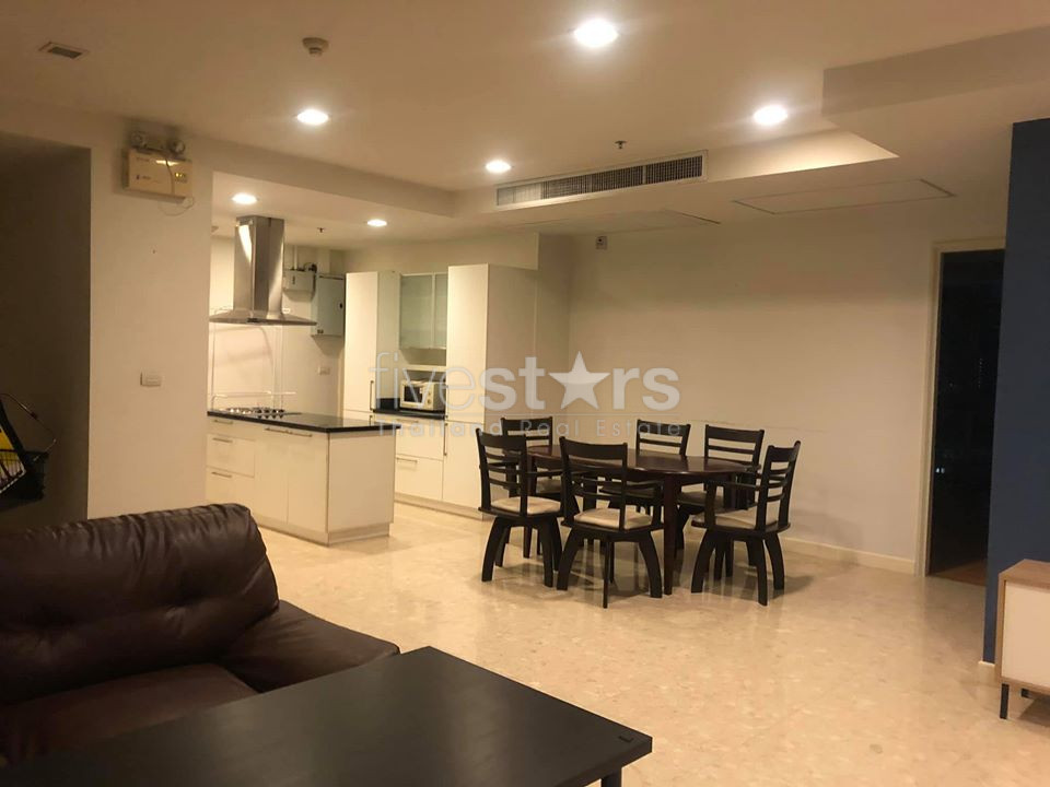 Condo 3 chambres à louer proche du BTS Ekamai, photo 12