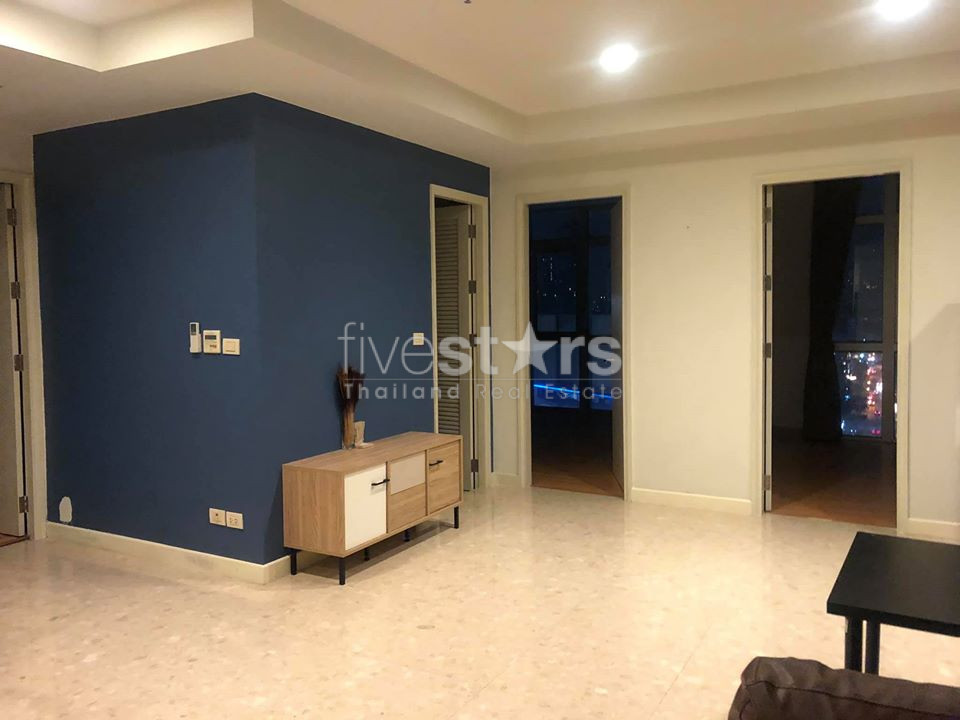 Condo 3 chambres à louer proche du BTS Ekamai, photo 3