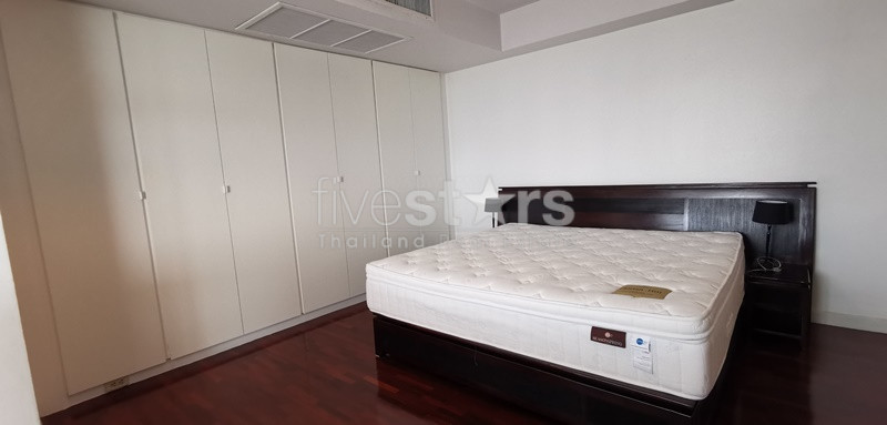 Appartement spacieux de 4 chambres à louer à Ekamai, photo 15