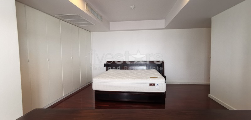 Appartement spacieux de 4 chambres à louer à Ekamai, photo 13