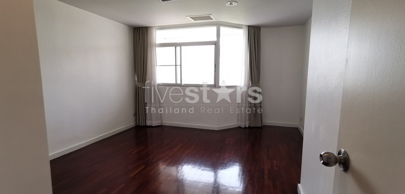 Appartement spacieux de 4 chambres à louer à Ekamai, photo 12