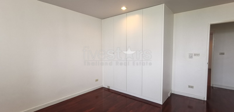 Appartement spacieux de 4 chambres à louer à Ekamai, photo 8
