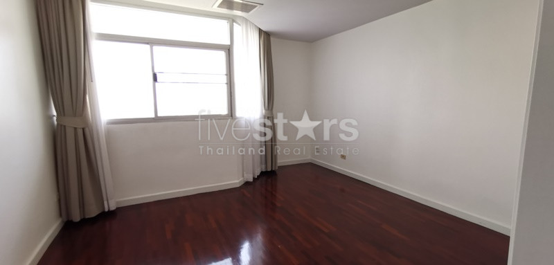 Appartement spacieux de 4 chambres à louer à Ekamai, photo 9