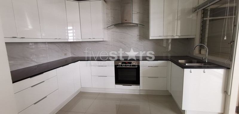 Appartement spacieux de 4 chambres à louer à Ekamai, photo 17