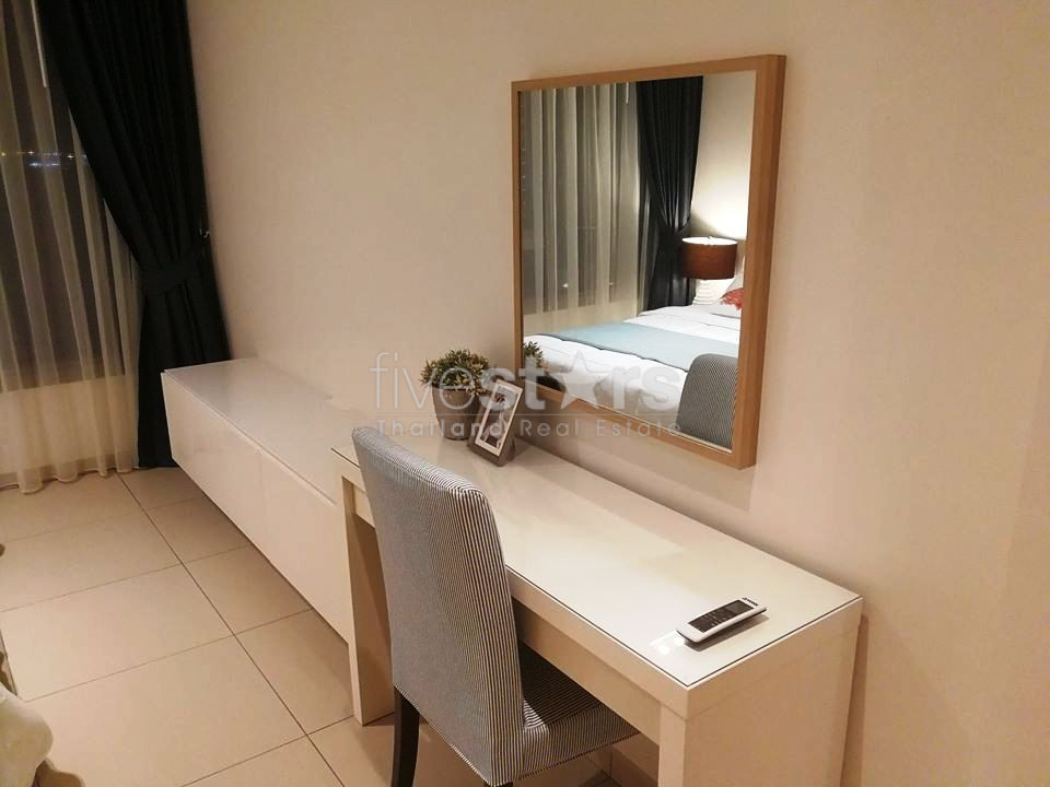 Condo moderne 1 chambre à louer près de BTS Ekamai, photo 5