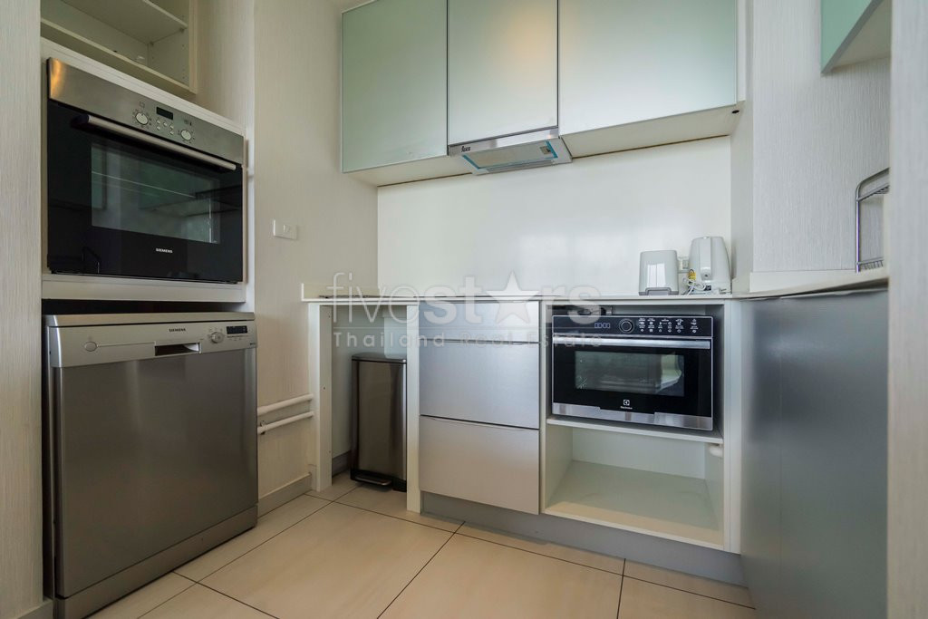 Condo de luxe de 2 chambres à louer près de la station de BTS Ekkamai, photo 7