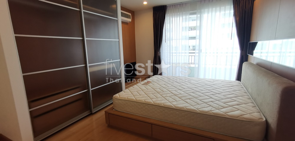 3 bedroom cozy condominium for rent close to BTS Ekamai, photo 17