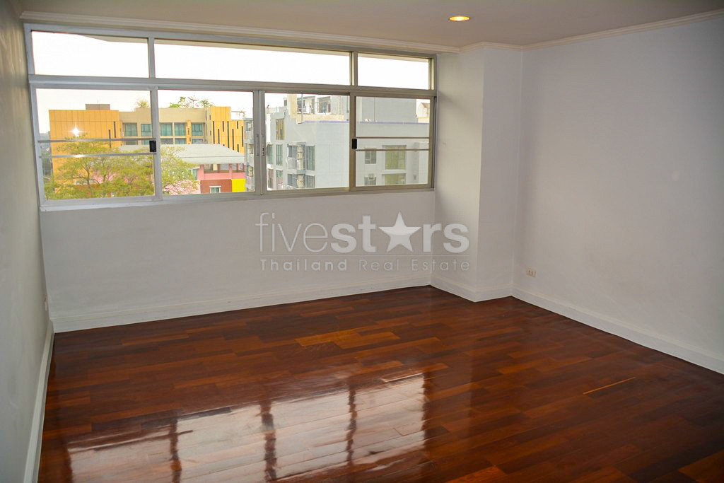 Appartement spacieux avec 4 chambres quartier Ekamai, photo 14