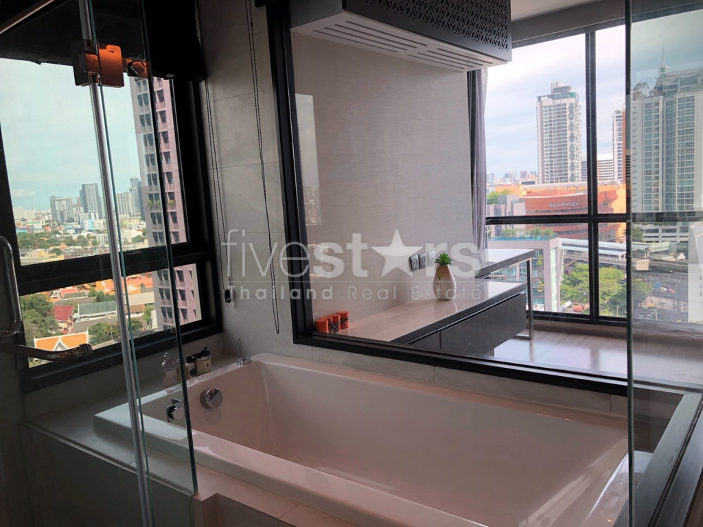 Brand new 2 bedrooms condo for rent near BTS Ekamai, photo 12