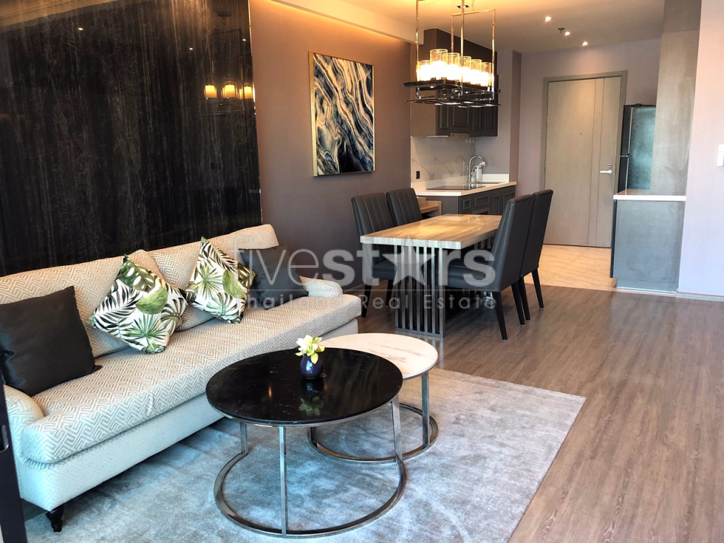 Brand new 2 bedrooms condo for rent near BTS Ekamai, photo 2