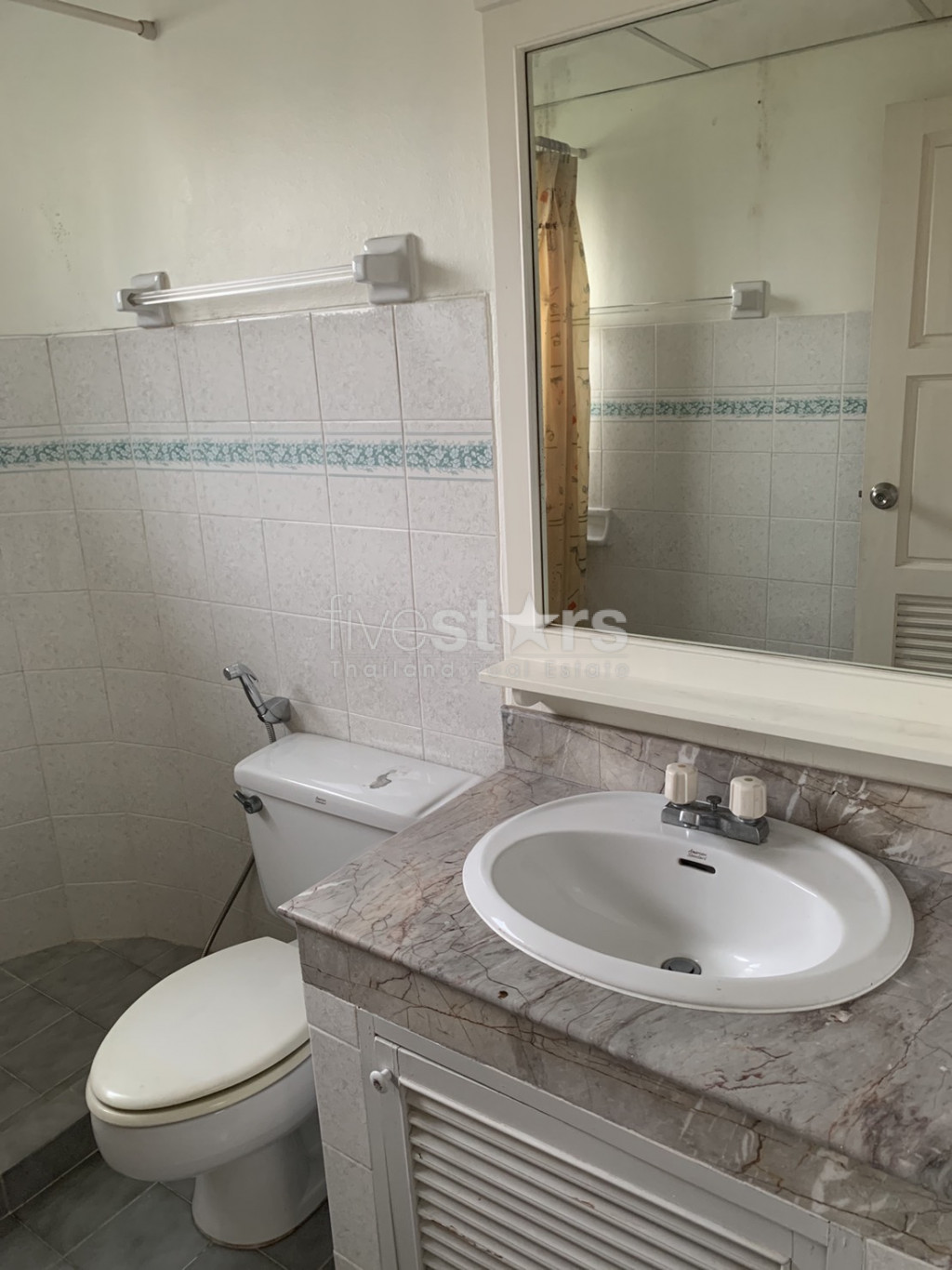 3 bedroom condo for sale on Ekamai, photo 14