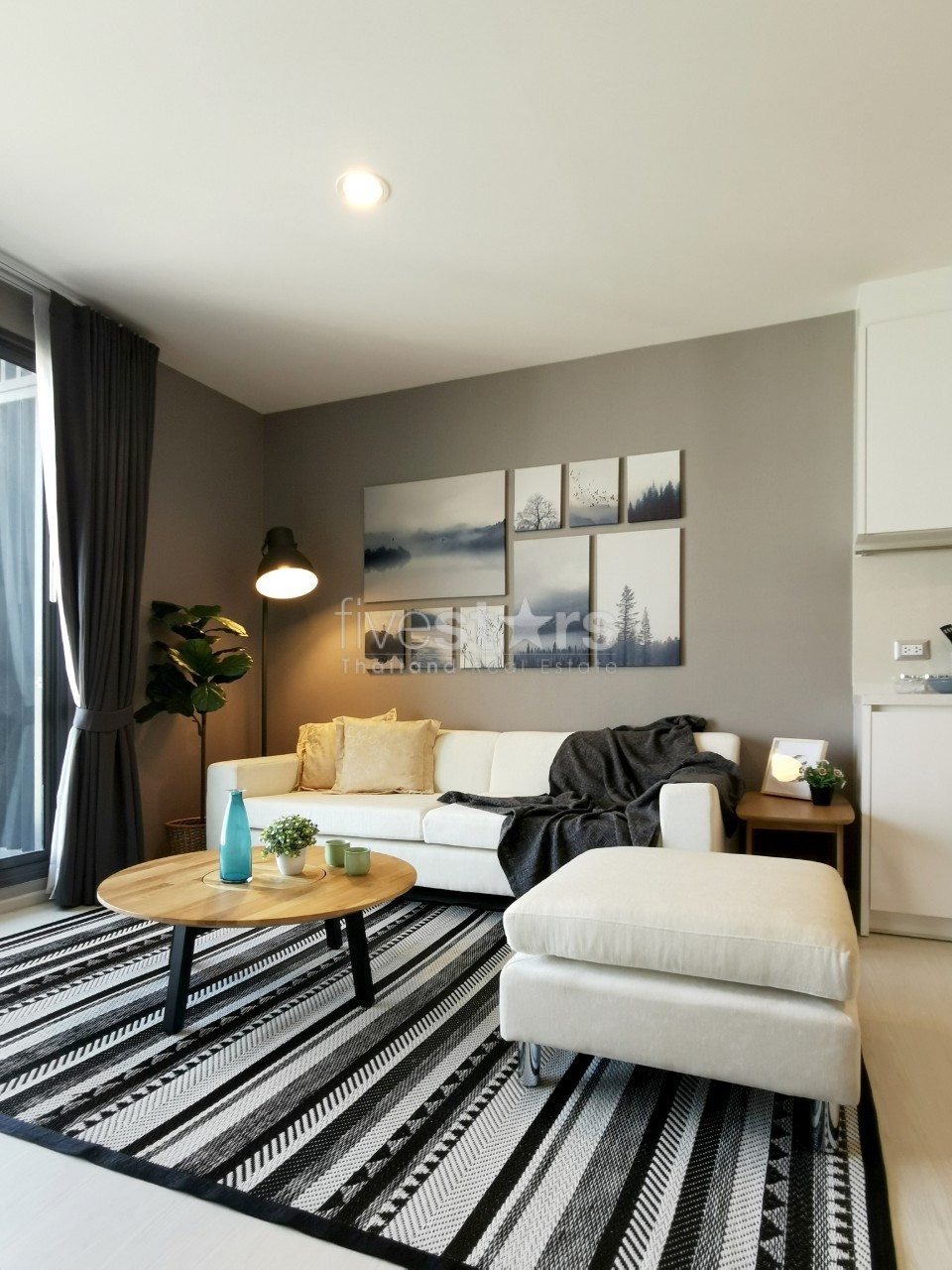 2-bedroom condo for rent on Ekamai, photo 2