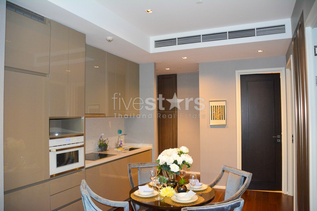 Appartement de standing 2 chambres à 200m du BTS Phromphong, photo 6