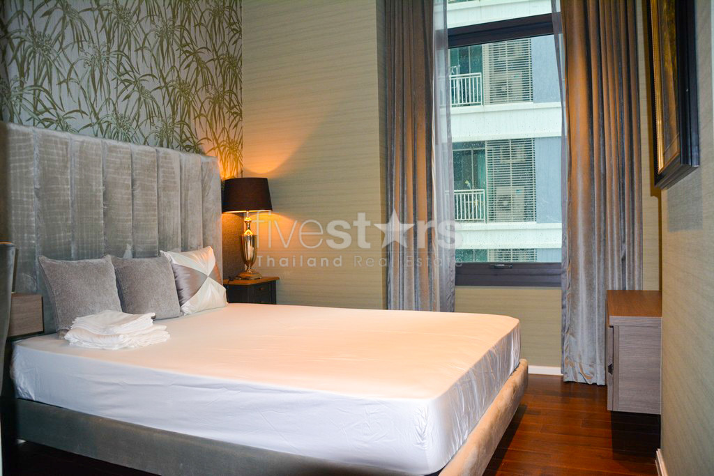 Appartement de standing 2 chambres à 200m du BTS Phromphong, photo 9