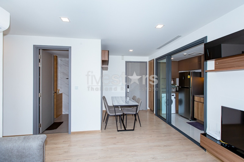 Brand new 2 bedrooms condo for rent near BTS Ekamai, photo 4