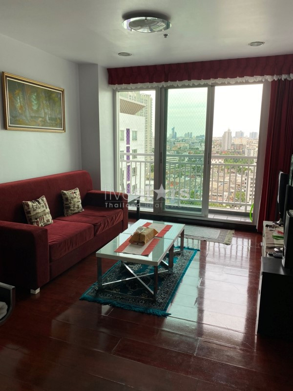 Appartement 2 chambre haut en étage proche BTS Pra Khanong