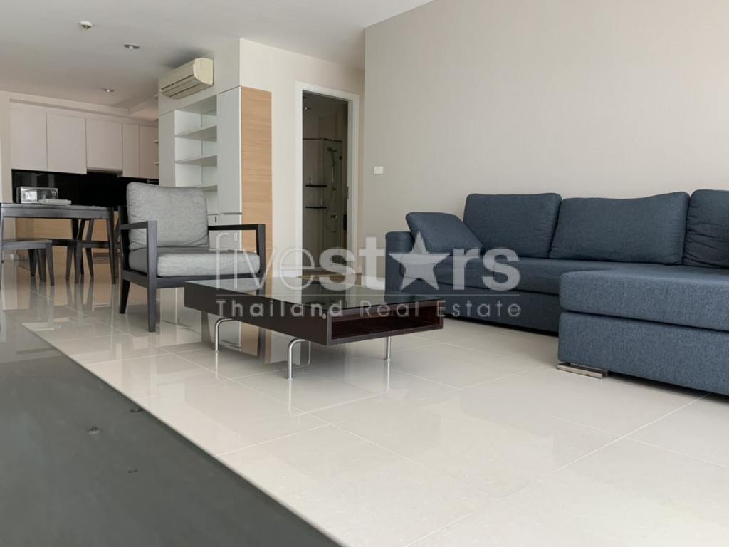 2 bedroom apartment for rent on Ekamai, photo 2