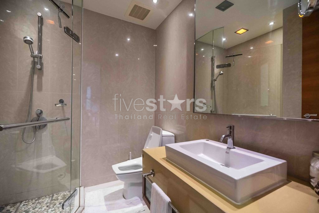 2-bedroom modern condo only 400m from BTS Pra Khanong!, photo 9