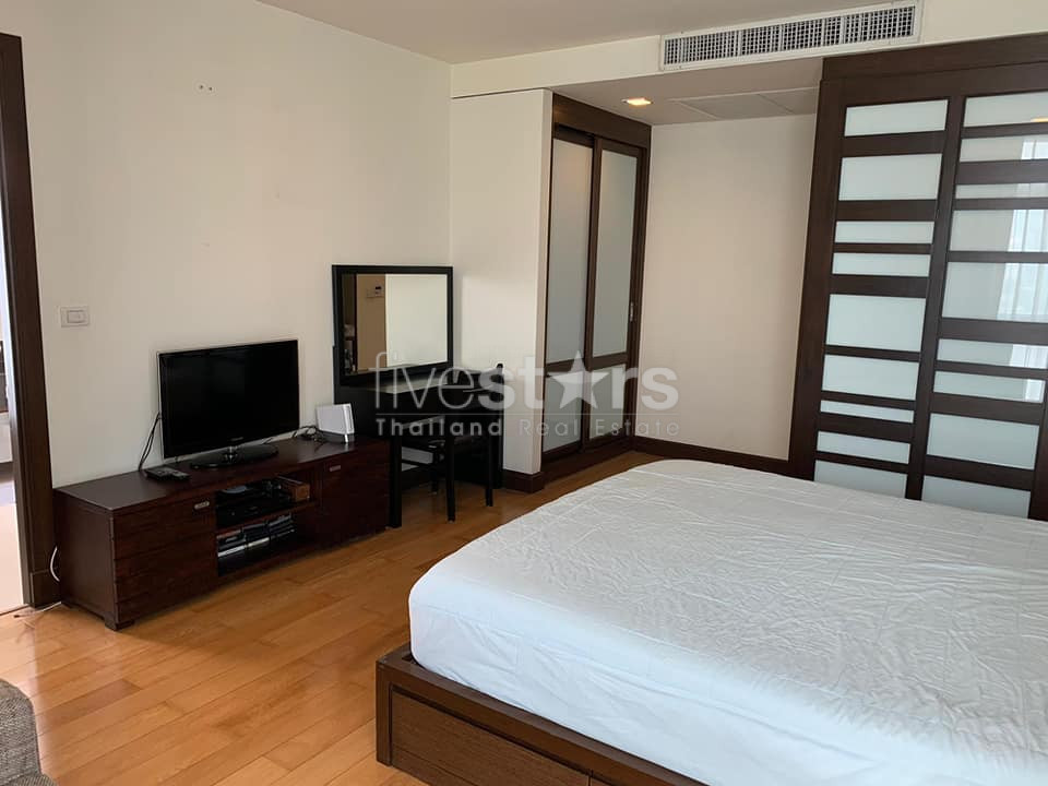Condo 3 chambres à louer proche du BTS Ekamai, photo 2