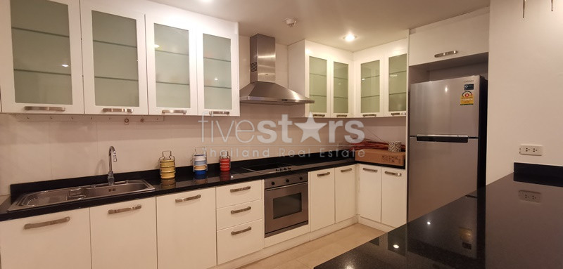 2-bedroom + study room spacious condo in elegant low rise condo on Sukhumvit 61, photo 9