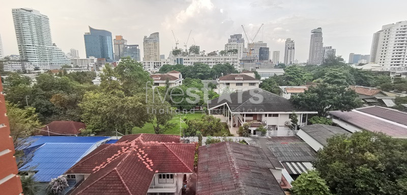 2-bedroom + study room spacious condo in elegant low rise condo on Sukhumvit 61, photo 16