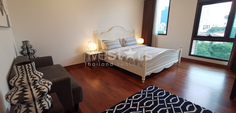 2-bedroom + study room spacious condo in elegant low rise condo on Sukhumvit 61, photo 15