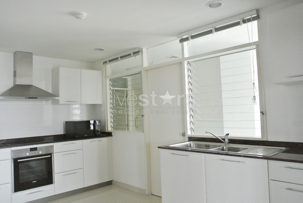 4 bedroom spacious condo for rent on Ekamai,, photo 13