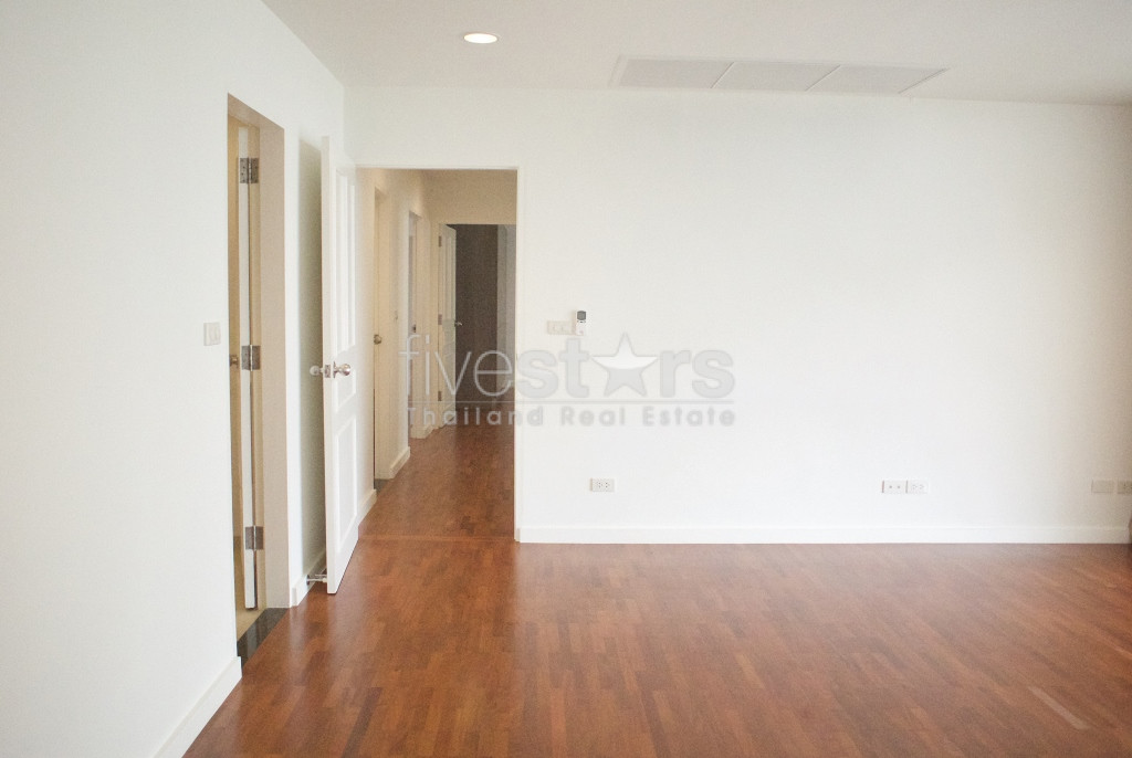 Appartement spacieux avec 3 chambres à louer quartier Ekamai, photo 9