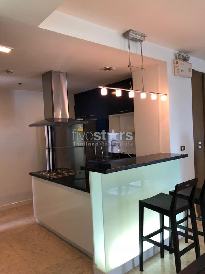 3 bedrooms condo for rent connected to Ekamai BTS, photo 10