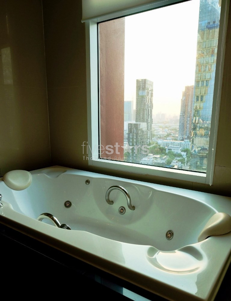3 bedroom condo for rent close to Ekamai BTS station, photo 9
