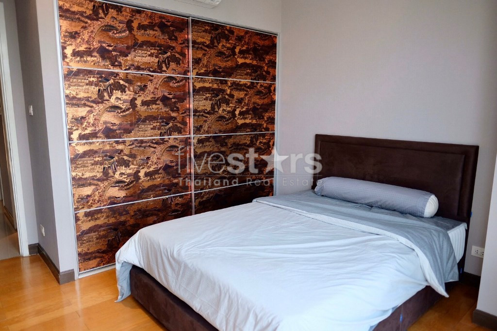 3 bedroom condo for rent close to Ekamai BTS station, photo 2