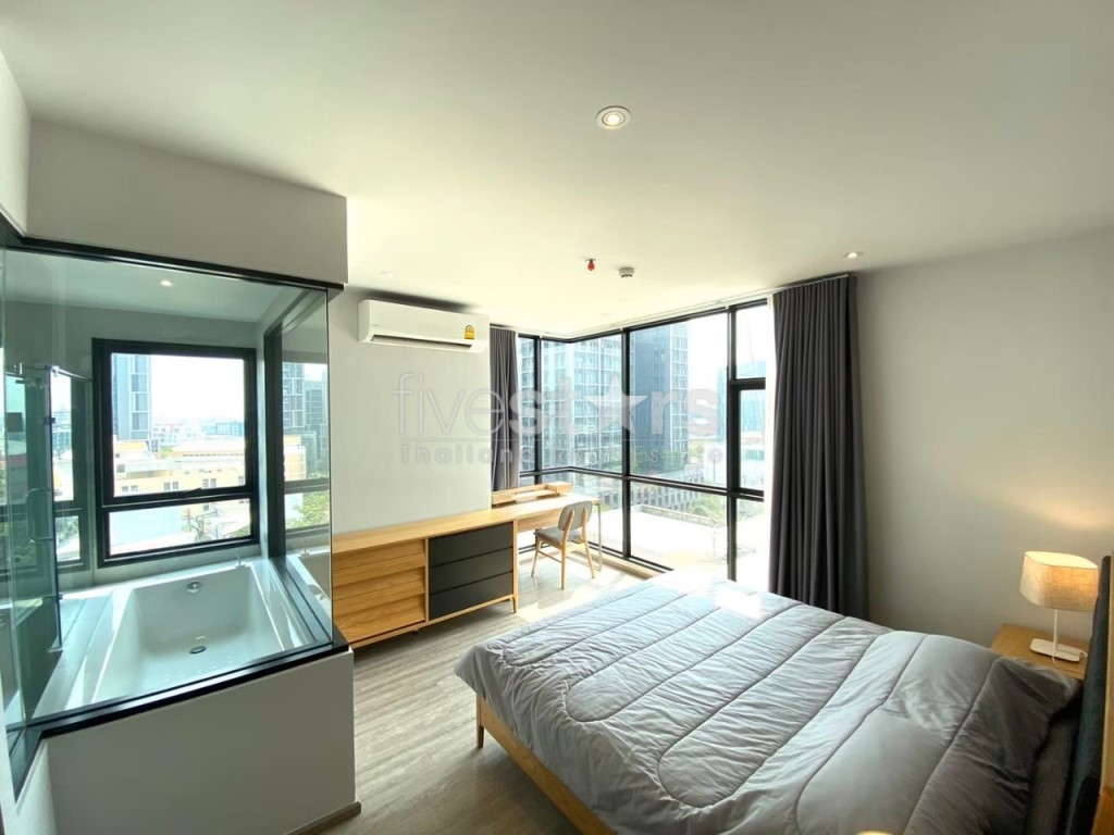 2-bedroom condo for sale on Ekamai, photo 4