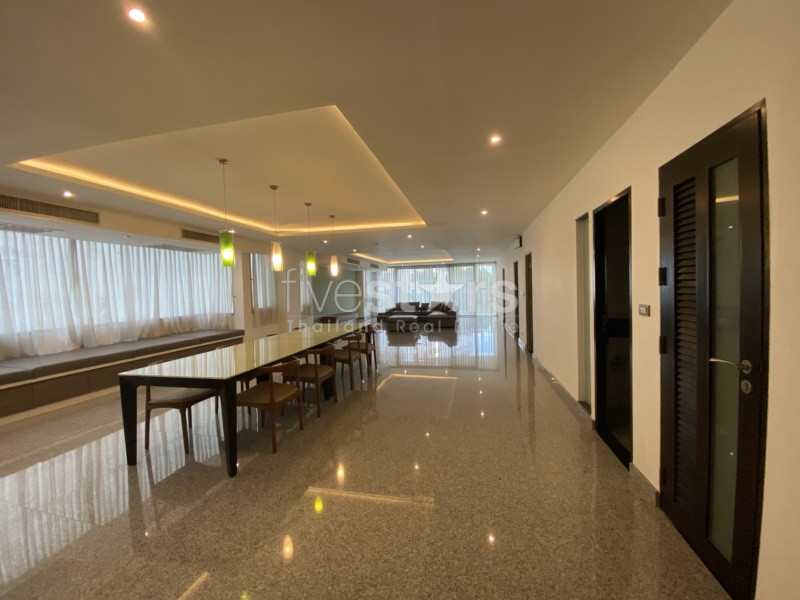 Renovated 3 bedrooms apartment for rent in Prakanong, photo 20