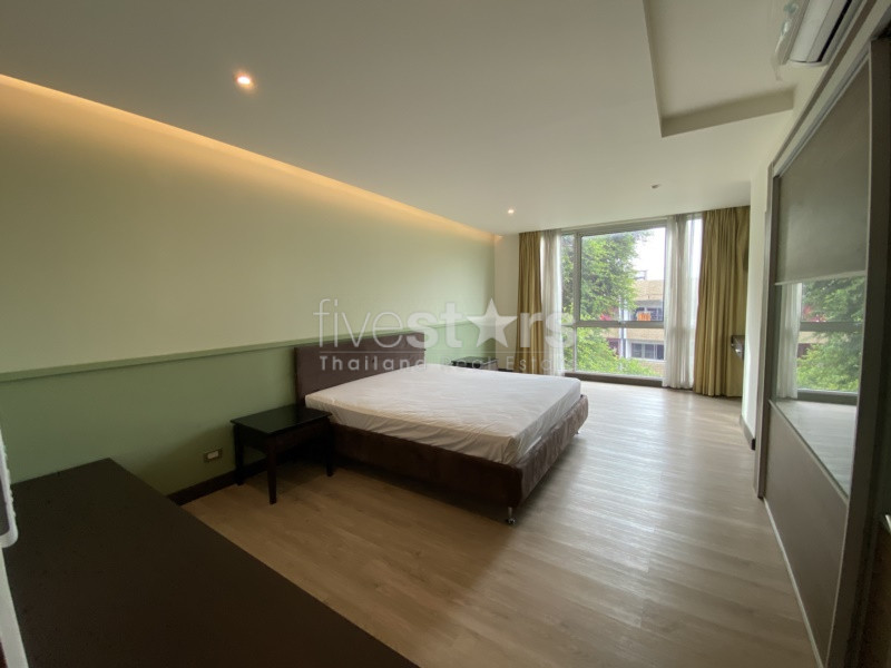Renovated 3 bedrooms apartment for rent in Prakanong, photo 12