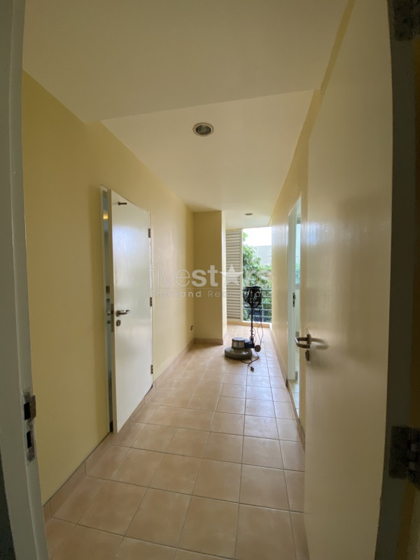 Renovated 3 bedrooms apartment for rent in Prakanong, photo 3