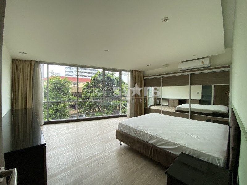 Renovated 3 bedrooms apartment for rent in Prakanong, photo 17