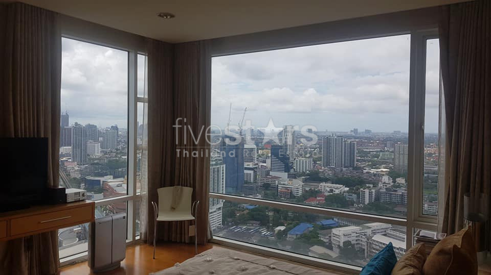 Penthouse de 4 chambres à vendre proche station BTS Ekkamai, photo 4