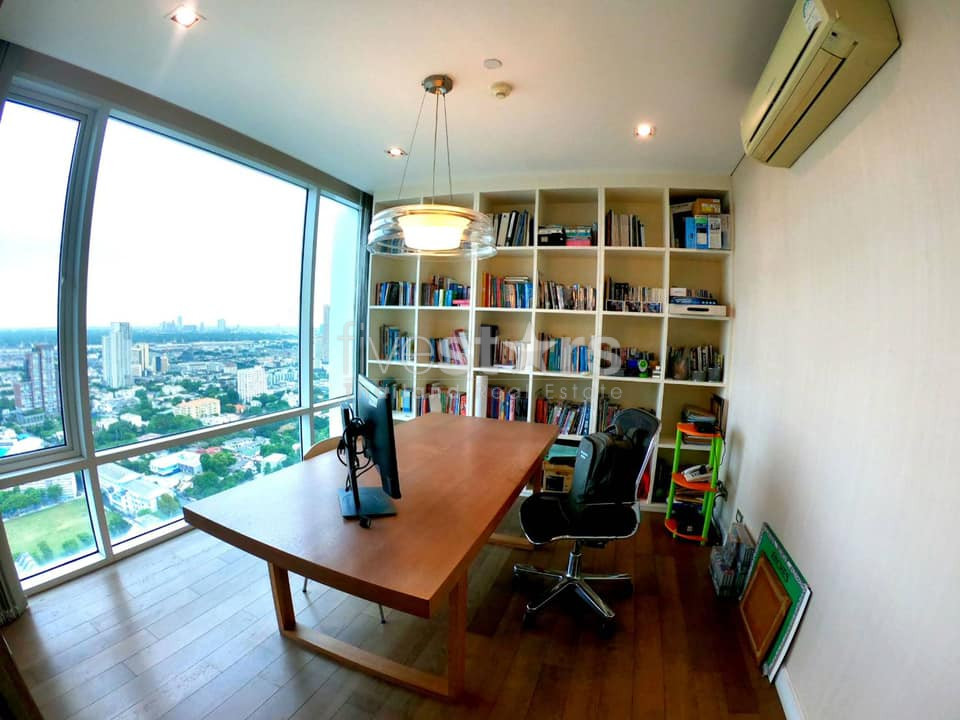 Penthouse de 4 chambres à vendre proche station BTS Ekkamai, photo 19