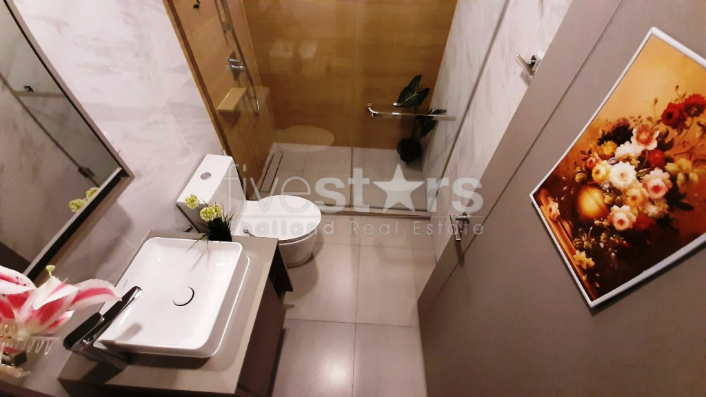 Condo 2 chambres à vendre sur Ekkamai, photo 20
