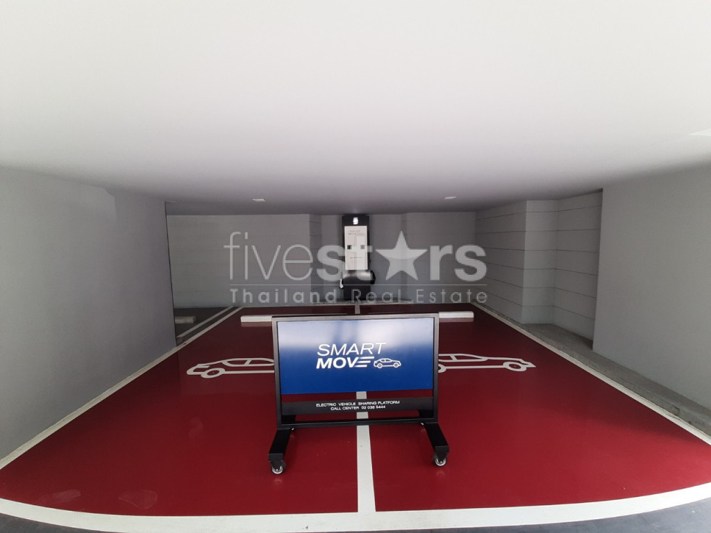 Condo 2 chambres à louer sur Ekkamai, photo 11