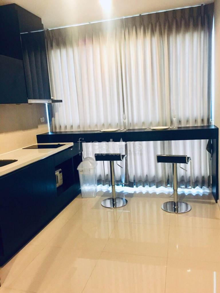 Condo 1 chambre à vendre près de la station BTS Phra Khanong, photo 5