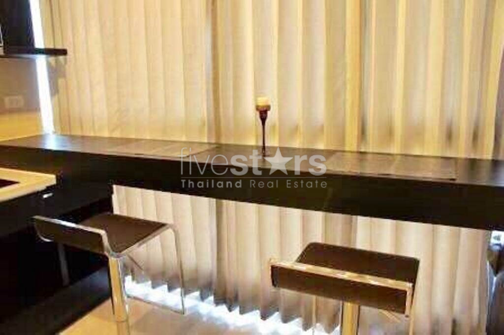 Condo 1 chambre à vendre près de la station BTS Phra Khanong, photo 3