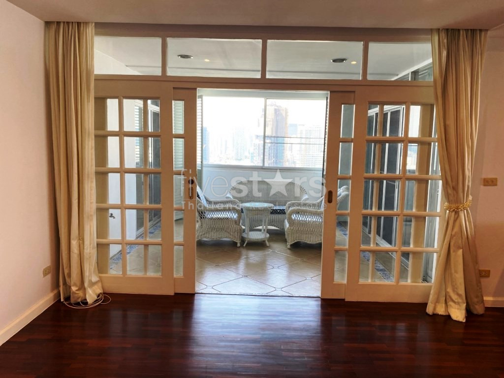 Grand appartement 4 chambres + terrasse à louer quartier Ekamai, photo 10