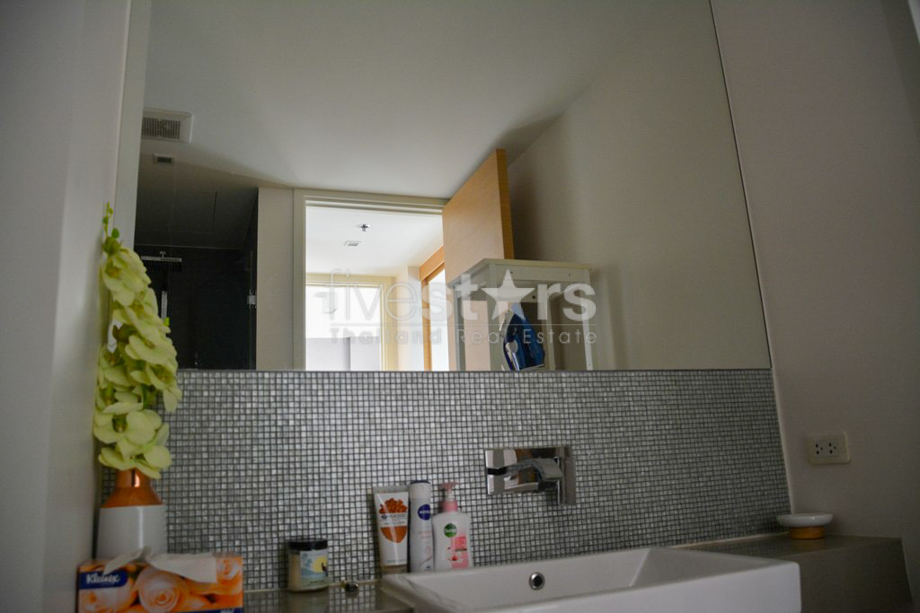 Appartement moderne d'une chambre à vendre proche BTS Ekamai, photo 10