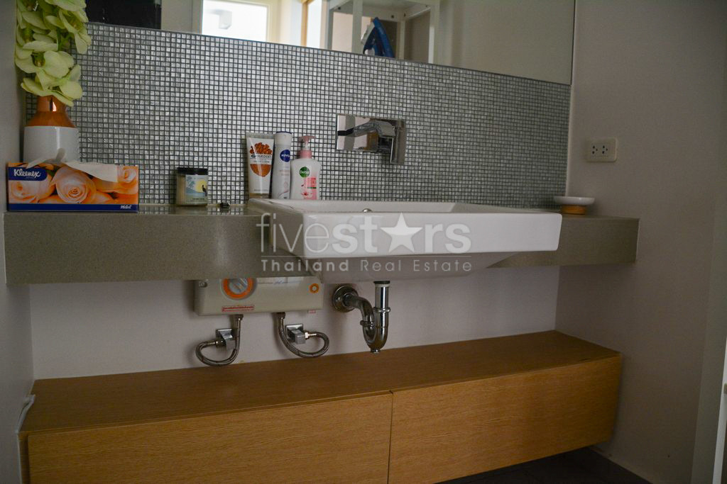 Appartement moderne d'une chambre à vendre proche BTS Ekamai, photo 11