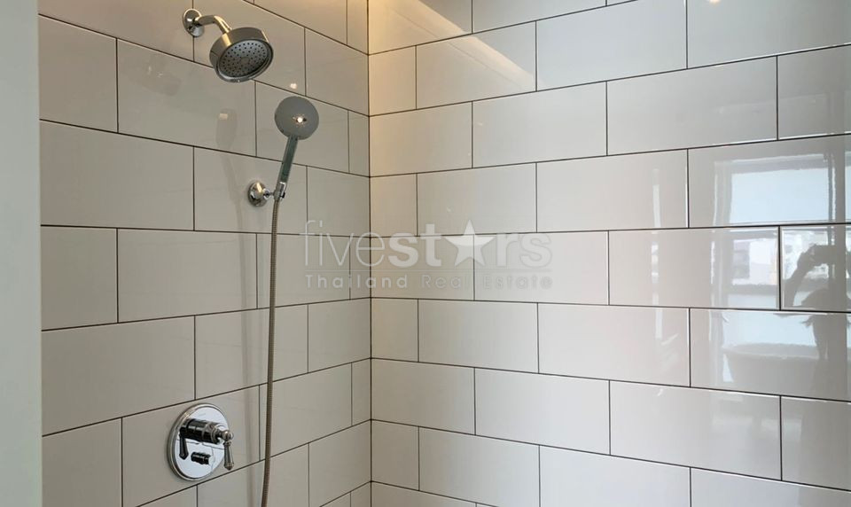 Penthouse 3 bedrooms condo for rent near BTS Ekkamai, photo 16